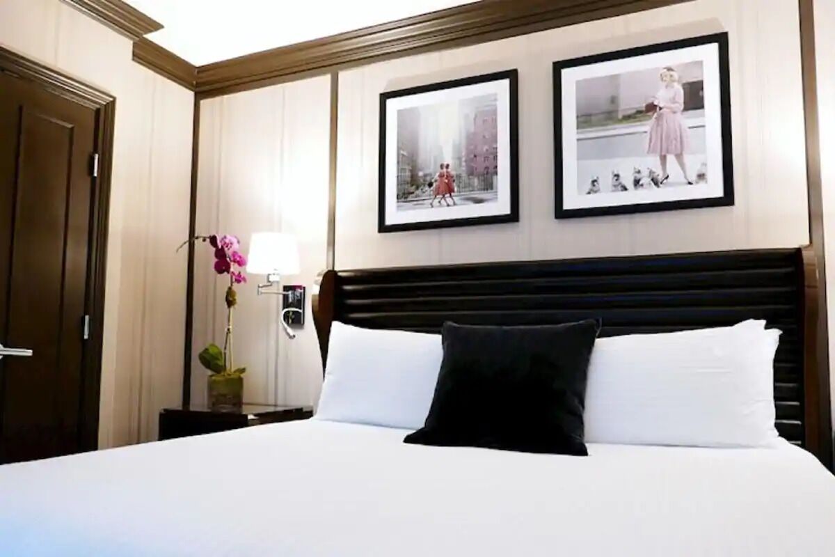 Hidden Gem Located In The Heart Of The City! Free Walking Tours and Grab-And-Go!