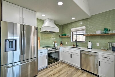 Spacious Family Home on the Water + Boat Dock