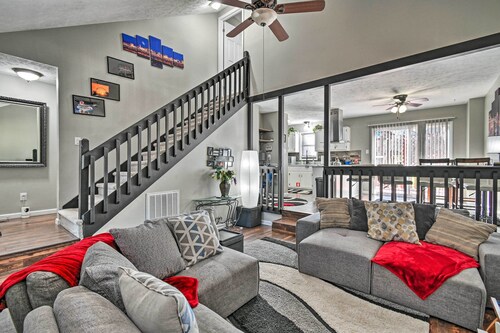 Updated Fayetville Townhome-Away-From-Home w/ Yard