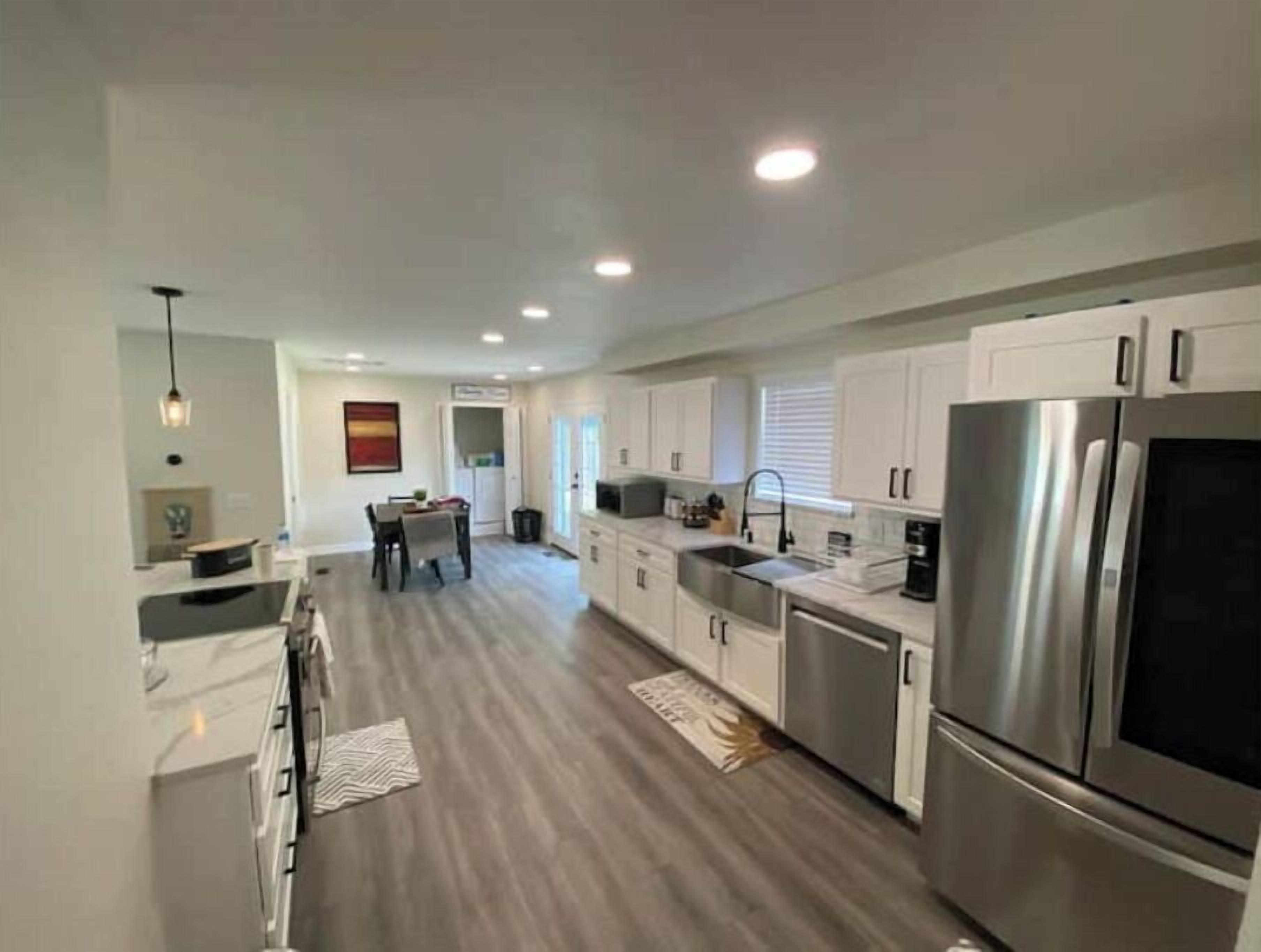 ماكينة لصنع القهوة/الشاي، مستلزمات طهي/أطباق/أوعية