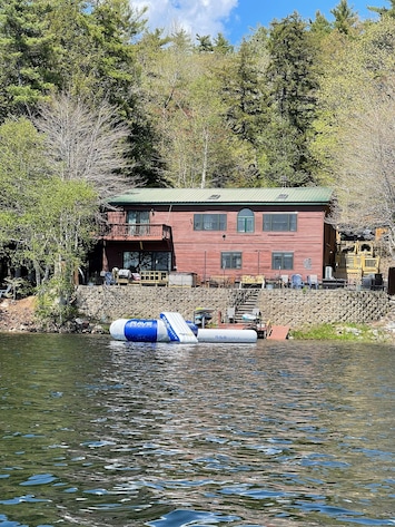 5/14/22 People swimming and boating 85 and sunny, what a day!