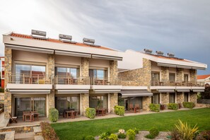 Exterior - Royalty Suites Seaside (Sithonia)