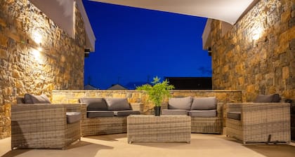 Royalty Suites Seaside