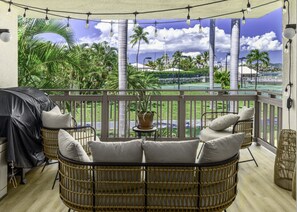 Property grounds - Gorgeous 2BR condo on the beach!  Gym and Tennis too! (St. Thomas)