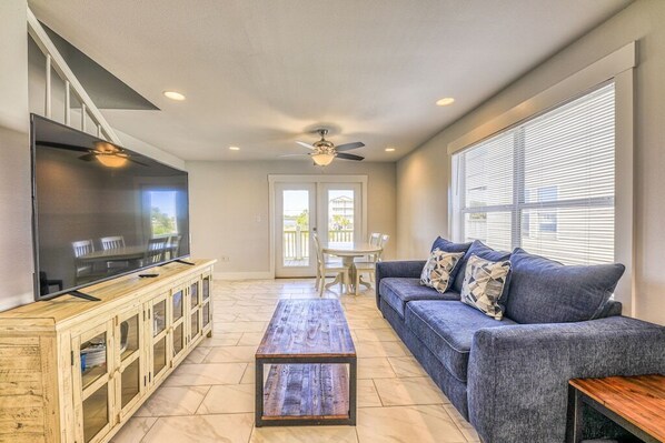 TV - For Fox Sake–Family-Friendly Gulf Escape-Sleeps 22 (Gulf Shores)