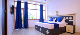 CLOUDFOSTER..The Home-stay crowned with nature