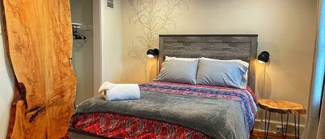 2 Schlafzimmer, Schreibtisch, Bügeleisen/Bügelbrett, WLAN