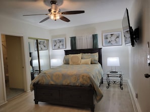 1 bedroom, desk, free WiFi, bed sheets