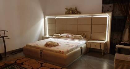 Moroni Private Beautiful Villa