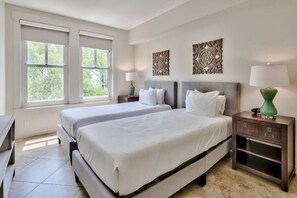 3 chambres, fer et planche à repasser, lit de bébé portatif, Wi-Fi