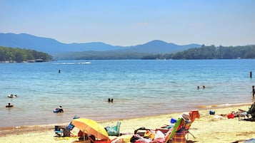Sun-loungers, beach towels