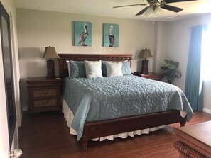 2 bedrooms, iron/ironing board, WiFi (free), bed sheets