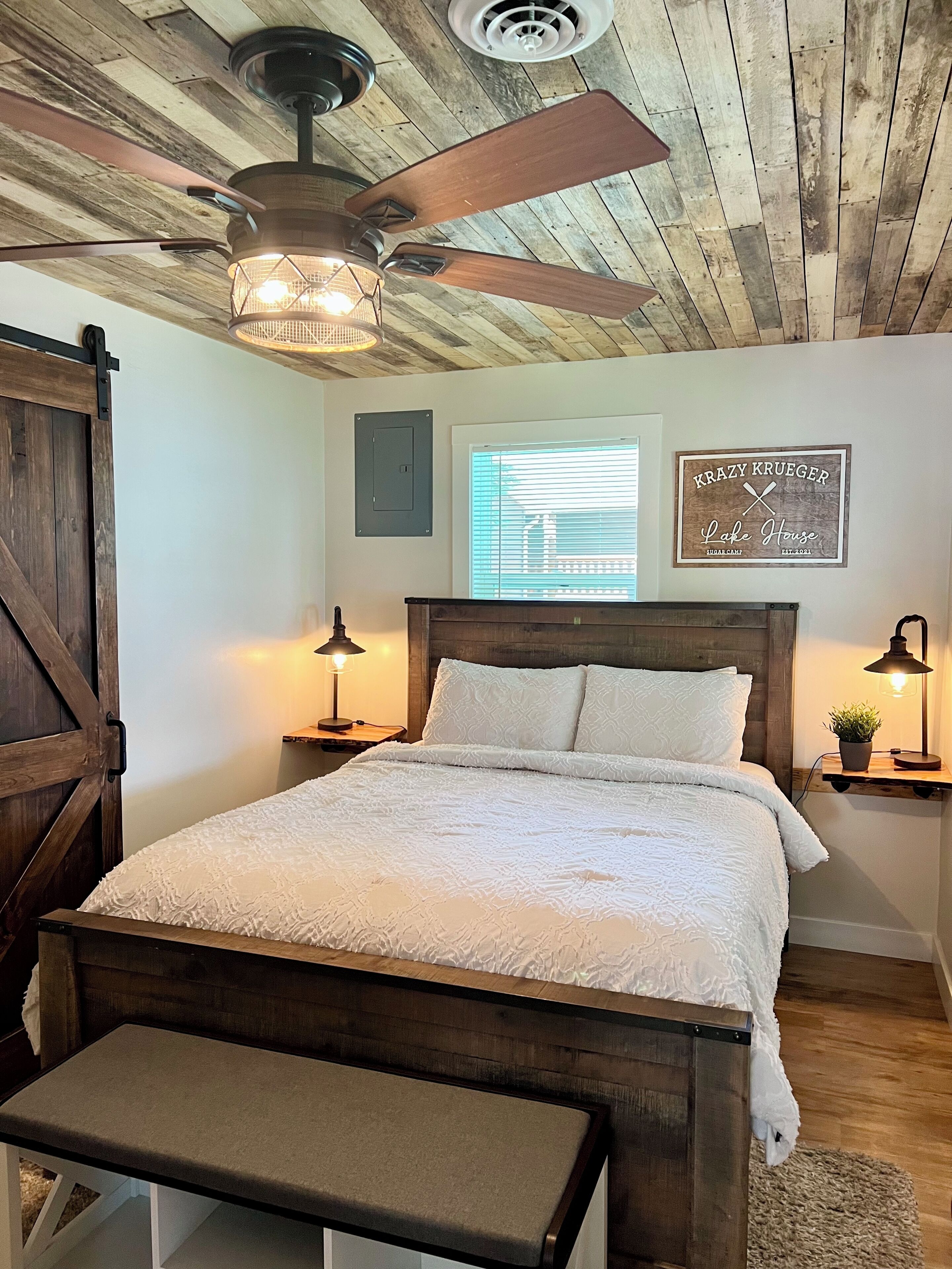 3 chambres, fer et planche à repasser, lit parapluie, Wi-Fi gratuit