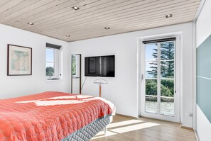 4 habitaciones, cuna de viaje y wifi gratis 