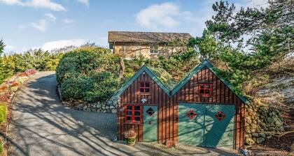 Pet friendly home in Børkop with sauna