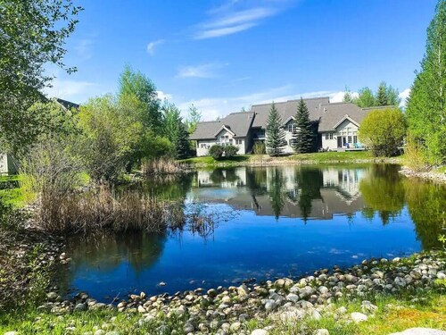 Family Townhome on Ski Hill Road, Near Grand Targhee
