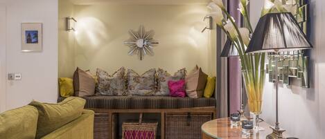 Älytelevisio, kirjoja