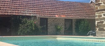 French Gite on Dordogne border with private pool