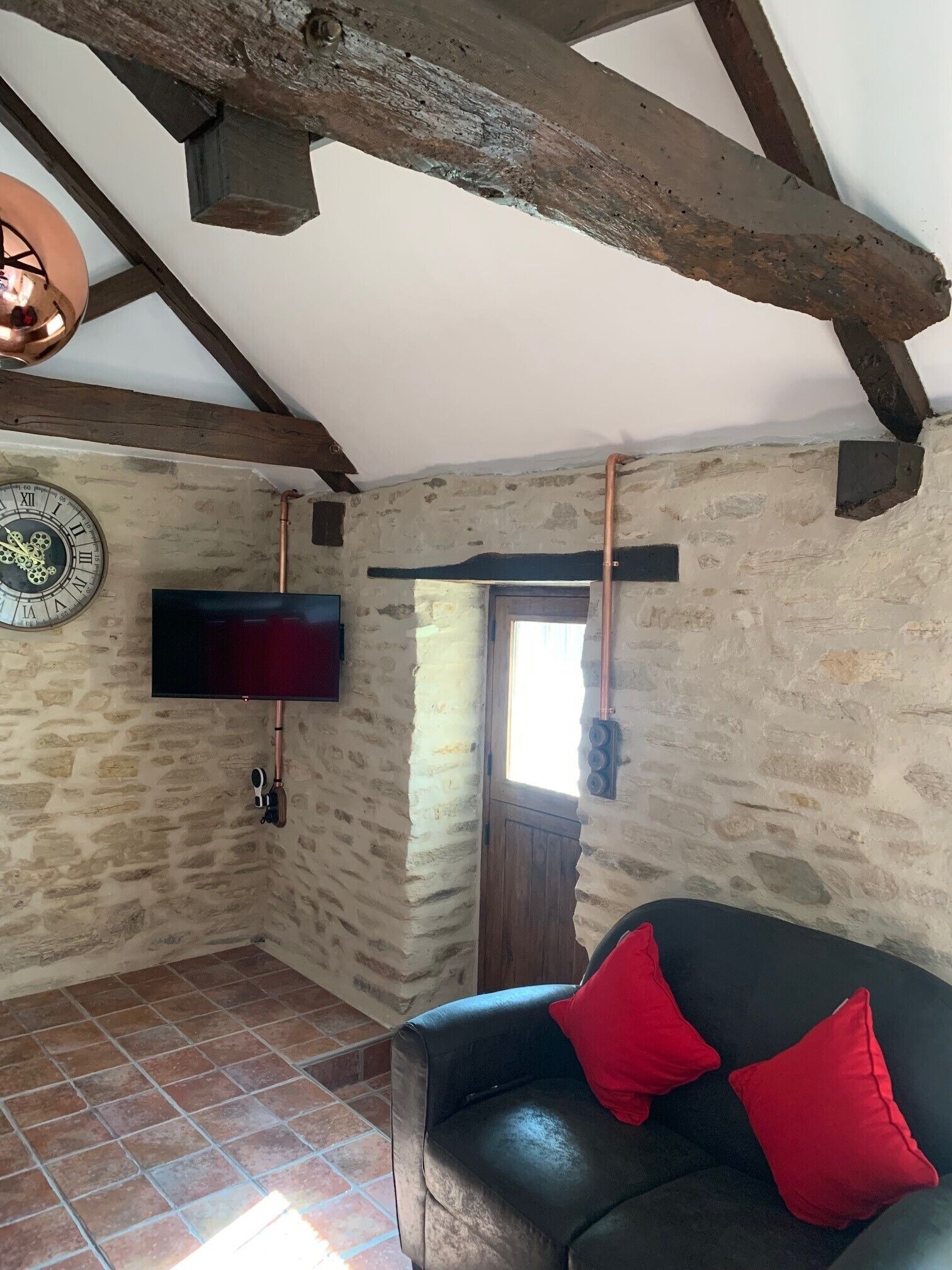 TV, fireplace, DVD player