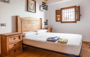 2 Schlafzimmer, Reisekinderbett, Bettwäsche