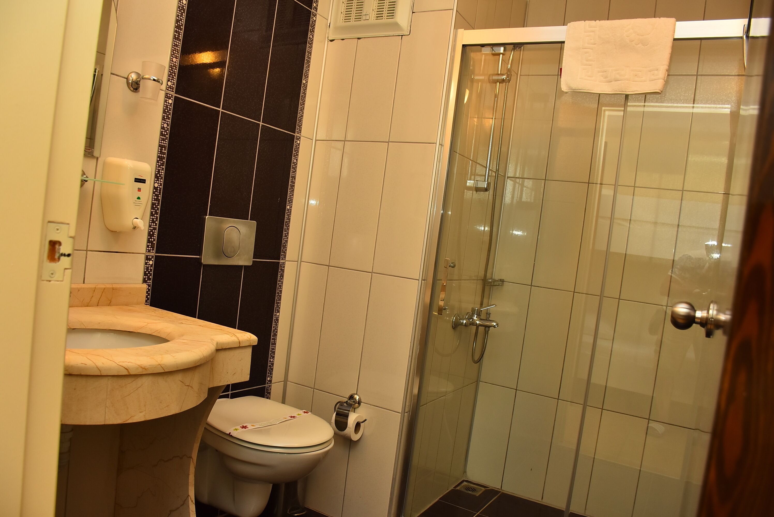 Photo - Nora Suit Hotel