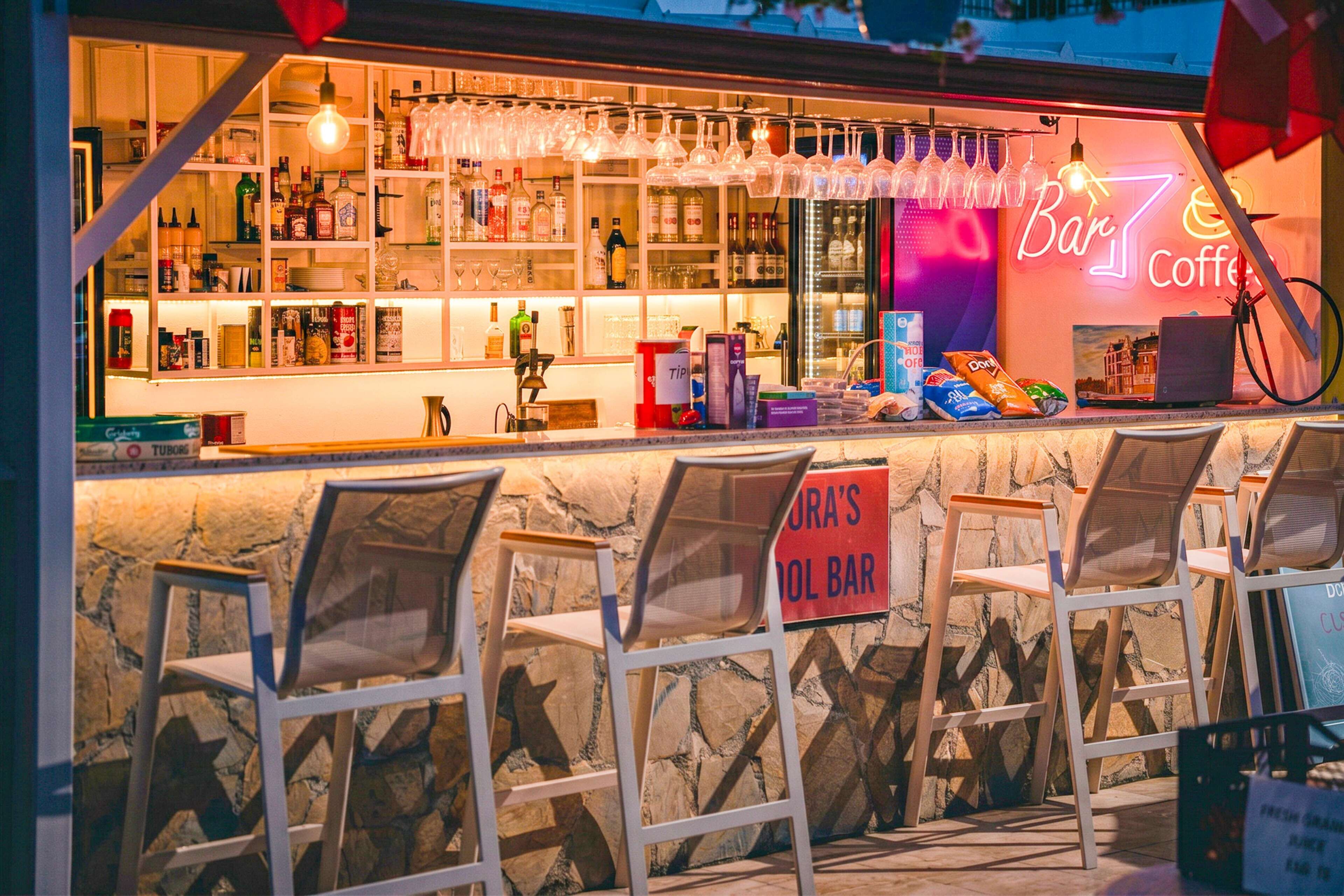 Poolside bar