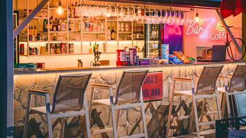 Poolside bar