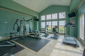 Fitness facility - <br>The Dolphin Poolside at The Dawn. (Galveston)