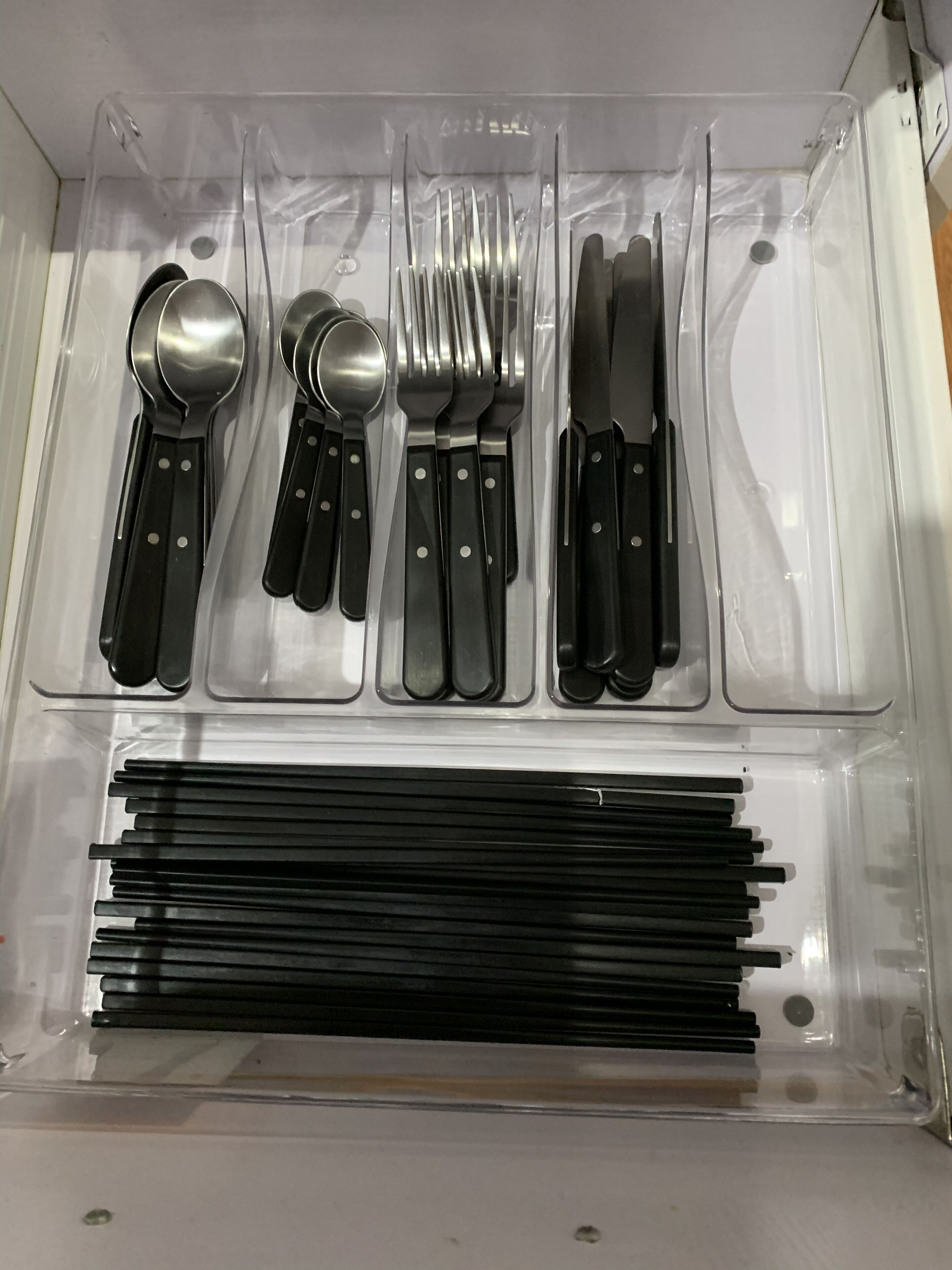 Cozy 3BR+ free dryer+ free parking-lockable front gate — image 13