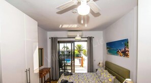 4 bedrooms, iron/ironing board, free WiFi, bed sheets