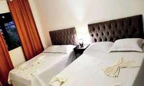 8 chambres, accès au Wi-Fi (inclus), literie fournie