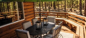 Cabin at Sportsman’s Paradise- Anglers’s Dream & Mountain Retreat.