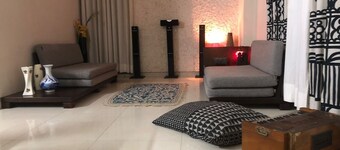 Cozy 3 Bedroom Apartment, Bashundhara R/A, Dhaka