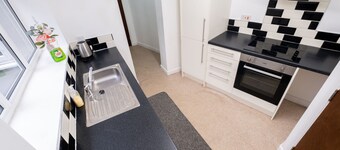 Awesome Home Stoke-on-trent