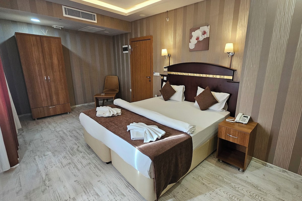 Premium bedding, minibar, in-room safe, individually decorated