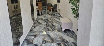 Pointbreak Hotel