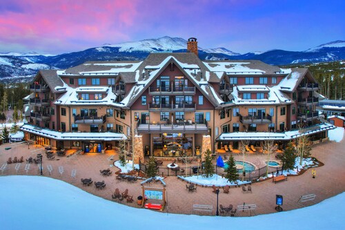 Peak 7 Ski In Ski Out, 1 bedroom condo Breckenridge. Next to the Super Chair