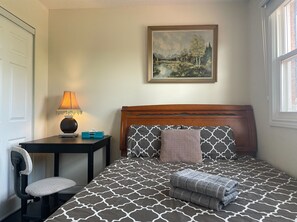 1 bedroom, free WiFi, bed sheets
