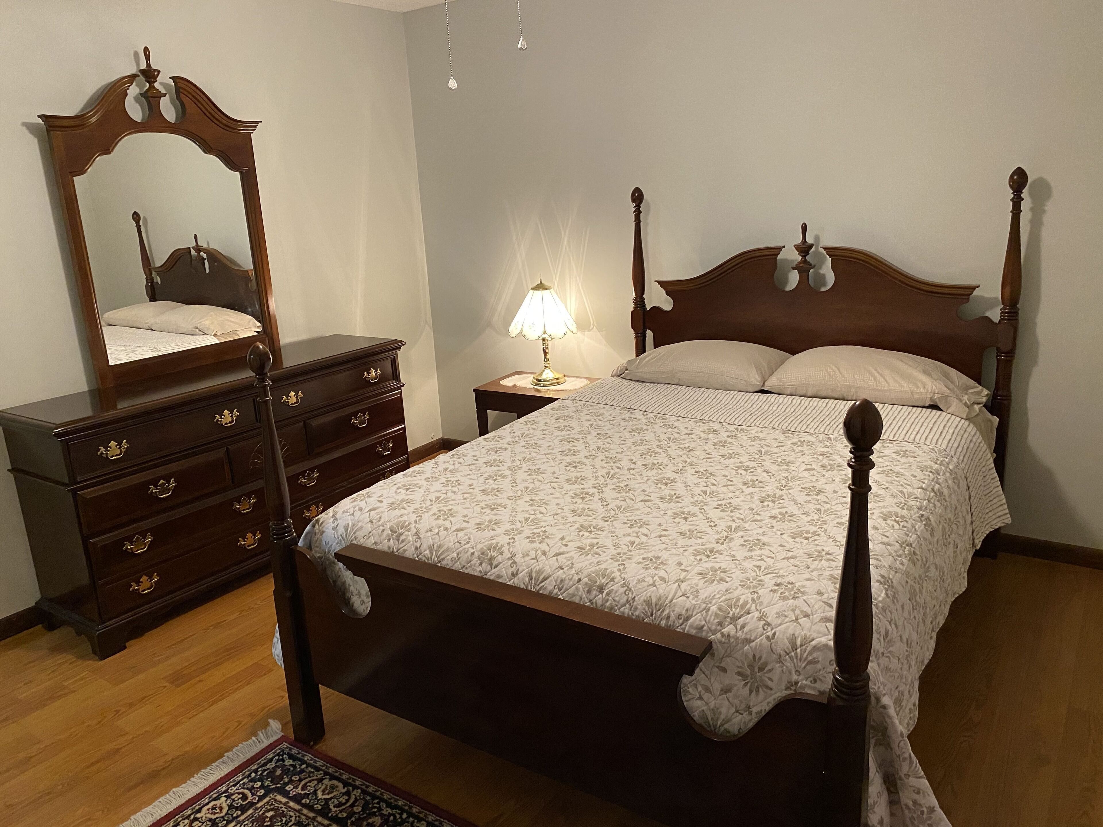 3 bedrooms, iron/ironing board, free WiFi, bed sheets