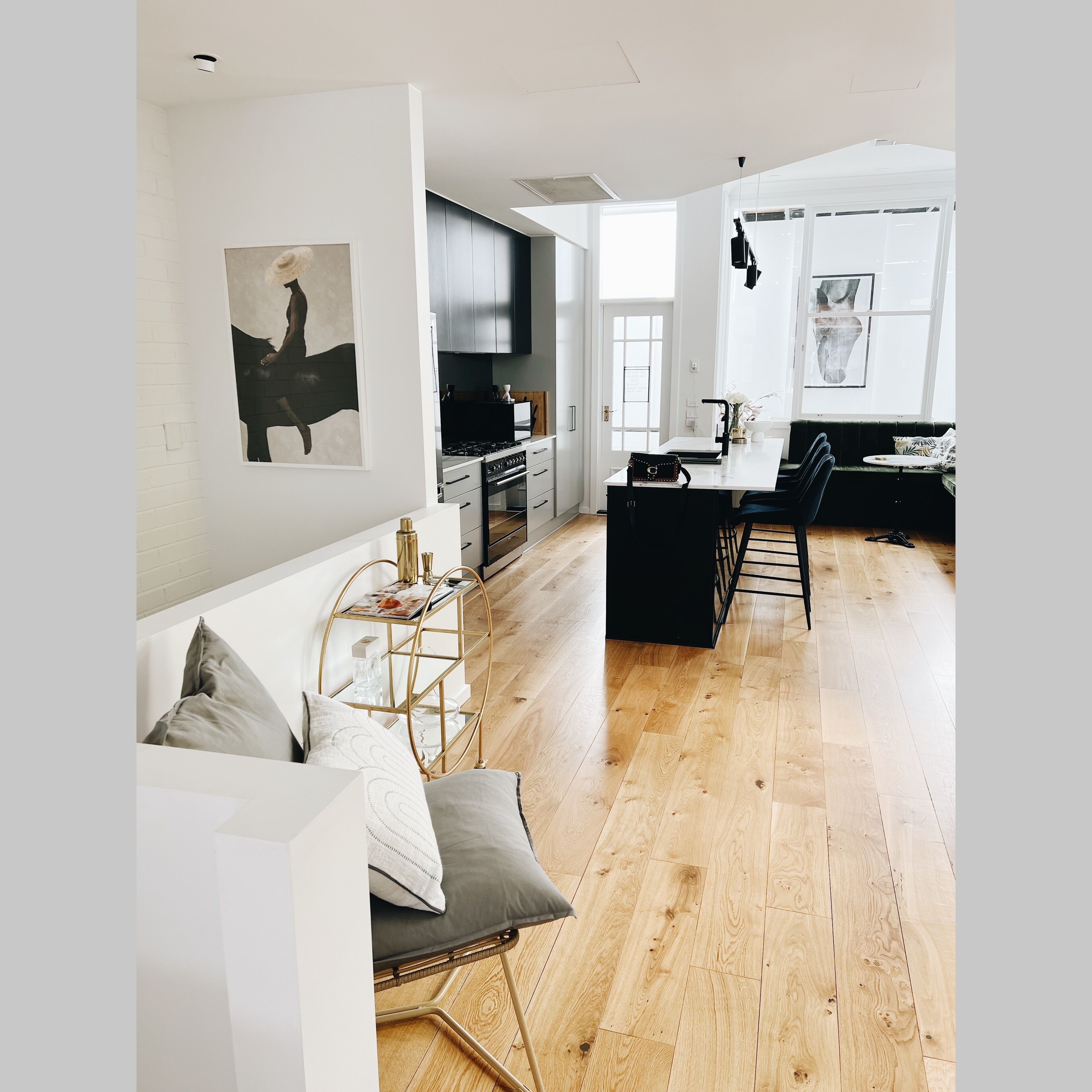 Manhattan Style 3 storey Luxury in St Peters — image 7