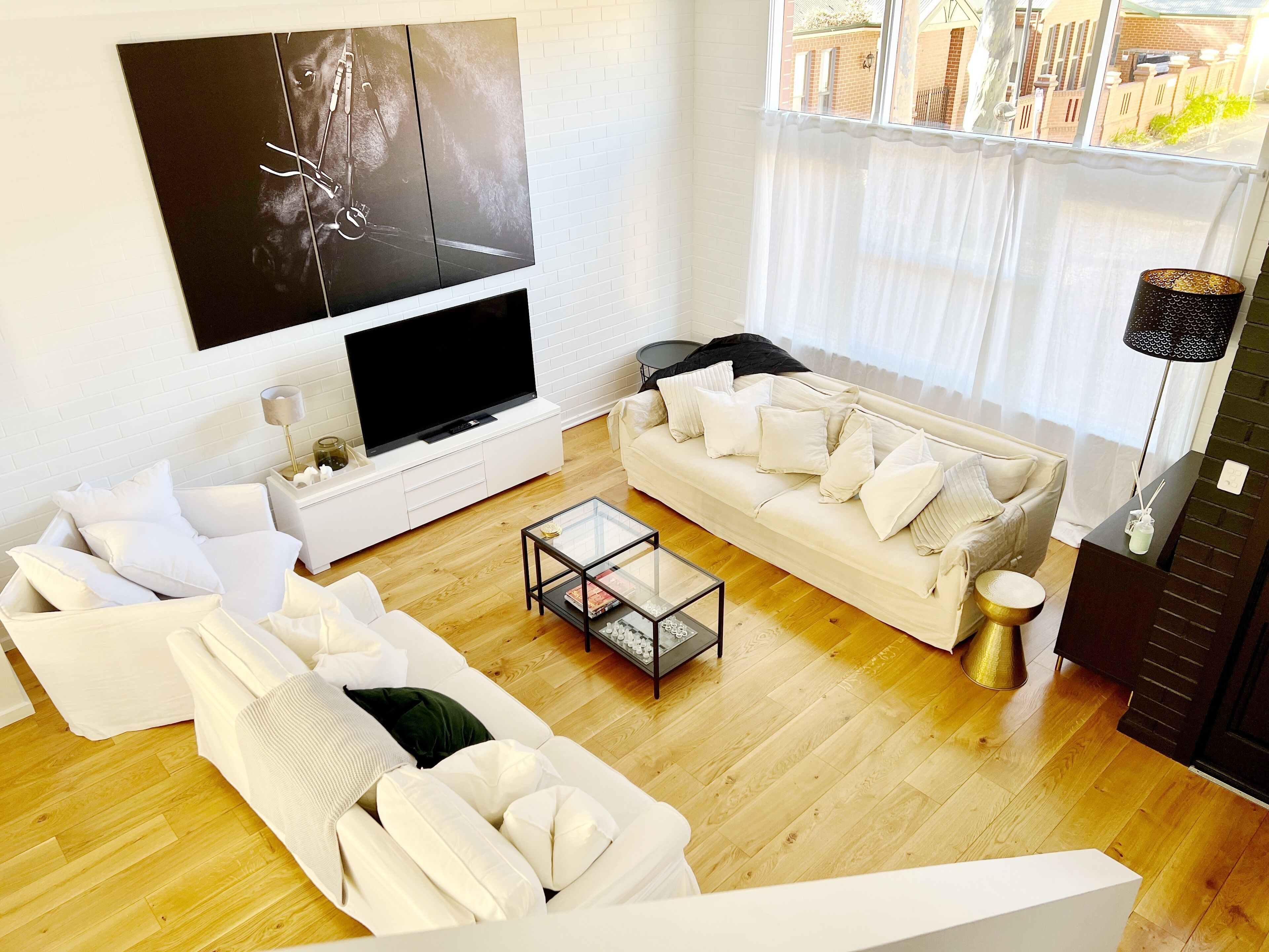 Manhattan Style 3 storey Luxury in St Peters — image 8