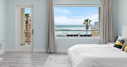 Luxury 5 BR Modern House Ocean Views Private Pool