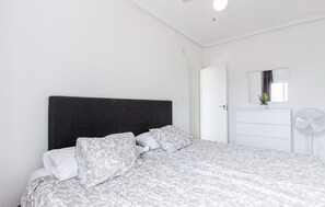3 chambres, accès au Wi-Fi (inclus), literie fournie