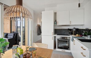 Kühlschrank, Ofen, Herdplatte, Geschirrspüler