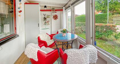 Lovely apartment in Borgholm with WiFi