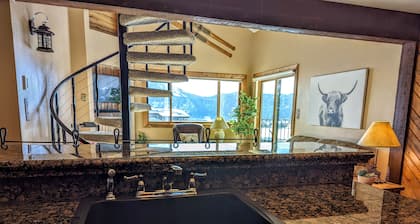 Ski and Bike In/Out Condo on Mt. Crested Butte with Private Entrance. Sleeps 6