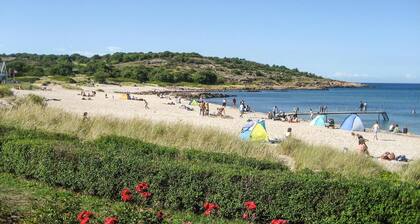 Lovely apartment in Allinge with WiFi