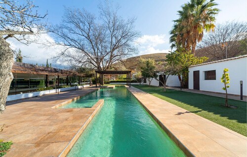 Gorgeous home in Berja