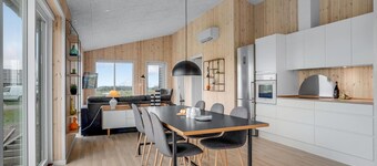 Beautiful home in Løgstrup with kitchen