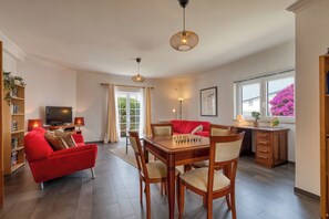 Televisio, DVD-soitin, stereot